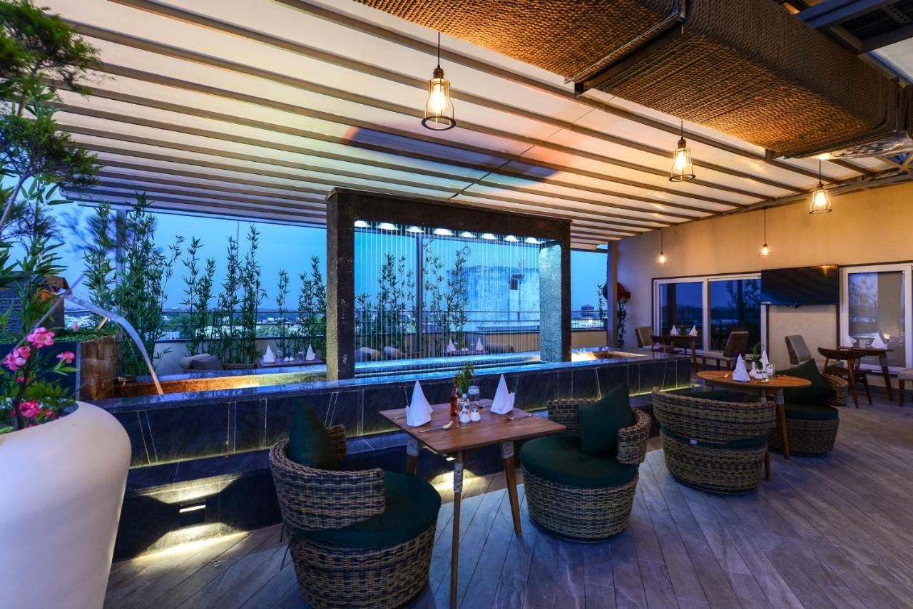 Hotel Atishay Bhopal Exterior photo